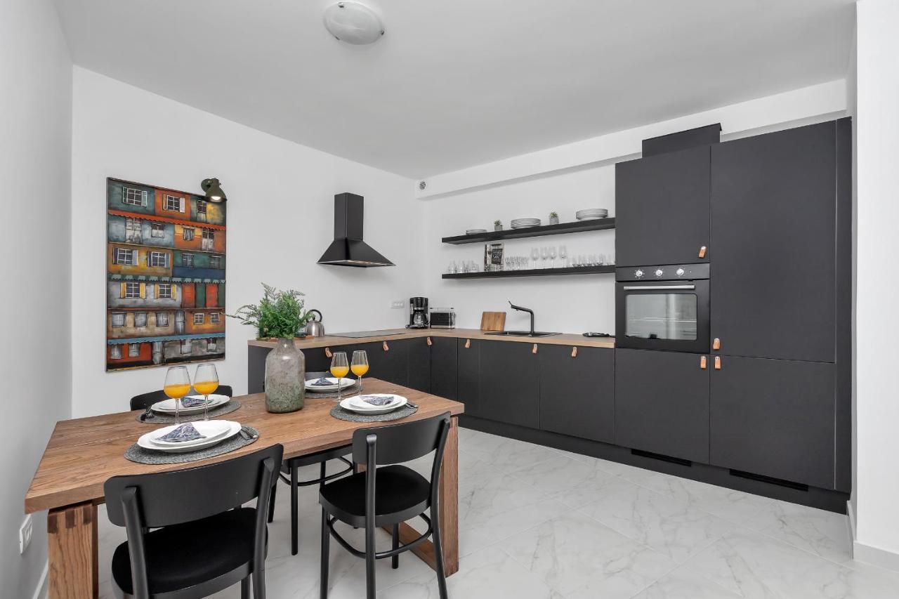 Apartment Lotte With Private Pool In The City Center! Макарська Екстер'єр фото