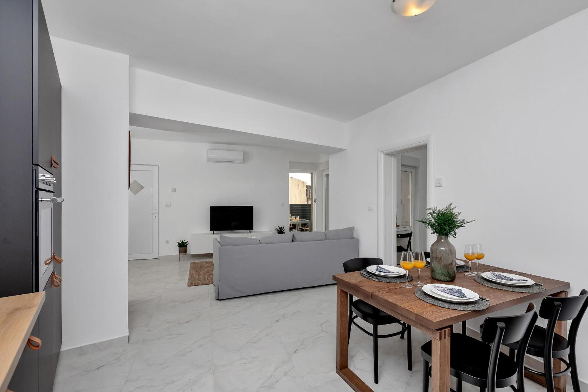 Apartment Lotte With Private Pool In The City Center! Макарська Номер фото